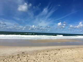 beach wave sky