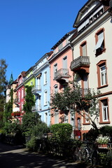 Naklejka premium Gießenstraße in Freiburg im Sommer