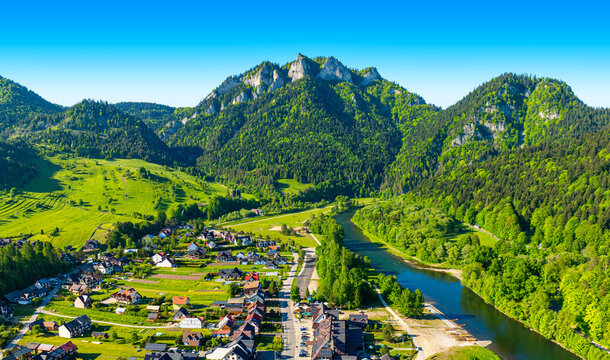 Summer view of the Three Crowns in the Pieniny at the foot of the Tatra Mountains. Poland