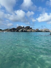 Obraz premium Rocks in the ocean 