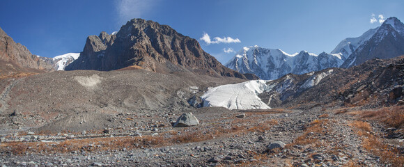 Glacier in a mountain valley, Altai, mountain travel, mountaineering, panoramic view