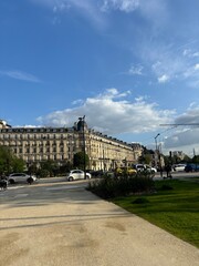 Obraz premium Paris in Summer 