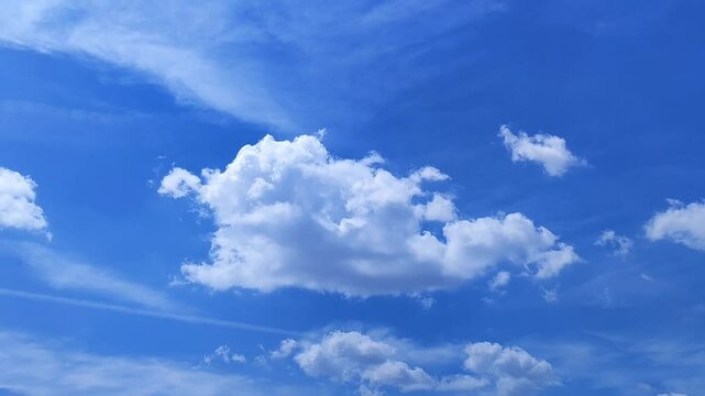 White clouds cumulus on blue sky time lapse