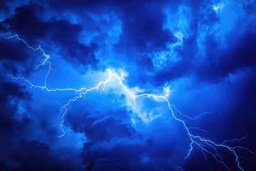 Lightening Bold Thunderbolt: Wallpaper of Powerful Electric Storm in Summer