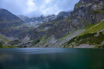Czarny staw gąsienicowy, Tatry © Arkadiusz