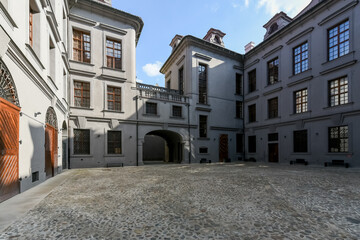 An important baroque palace building in Prague's Old Town, situated in an important central position on the so-called royal road. The current form of the palace dates from 1711–1715.