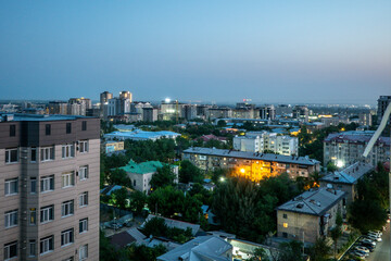 Obraz premium scenic views of bishkek city skyline and mountains in kyrgyzstan