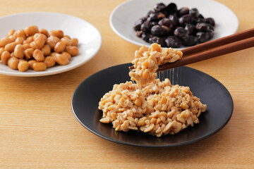 ひきわり納豆と黒豆納豆と納豆