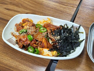 맛있는 불고기 반찬의 한식 음식 입니다 I