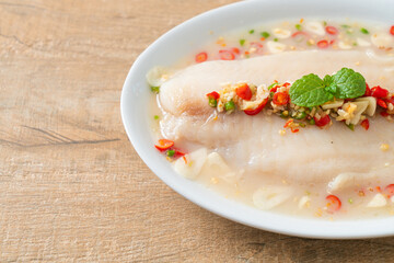 Steamed Fish in Spicy Lemon Sauce