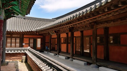 Obraz premium Beautiful scenery of Anguksa Temple in Korea