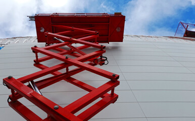 Nacelle à ciseaux électrique