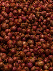 Close-up shot of fresh onions in a Supermarket
