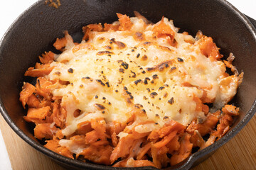 ほぐし鮭　チーズ焼き
