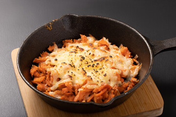 ほぐし鮭　チーズ焼き