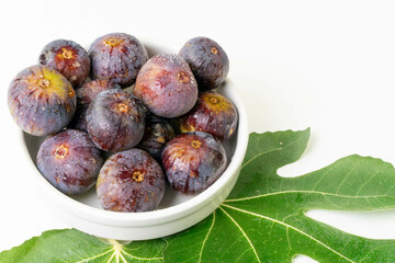 Dish of freshly picked organic figs