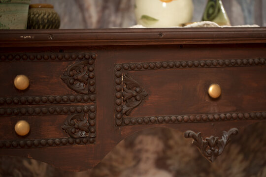 Interior decor items victorian style