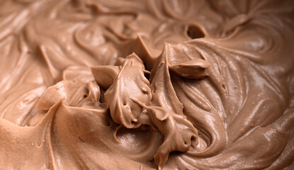 Chocolate flavored cake cream