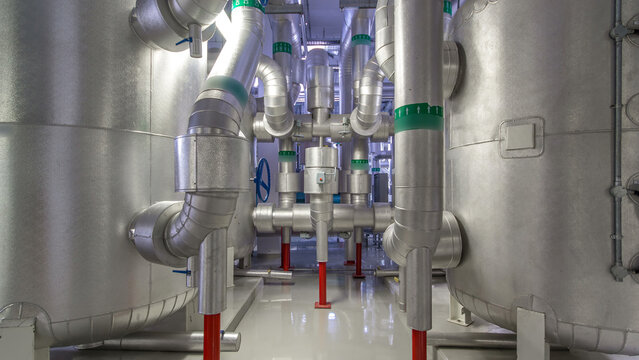 รูปภาพChillers – เลือกดูภาพถ่ายสต็อก เวกเตอร์ และวิดีโอ12,450 | Adobe Stock