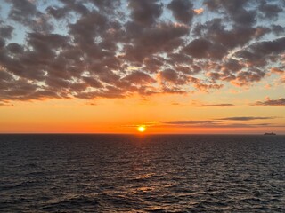 Naklejka premium Sunset