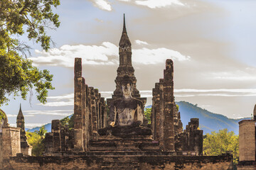 Obraz premium atural background on the mountain with green rice terraces. Pa Bong Piang is one of the beautiful viewpoints in Chiang Mai, Thailand, overlooking the surrounding mountains. It is always popular.