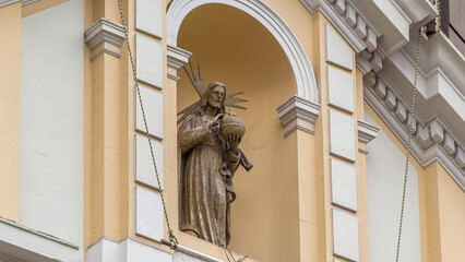 Statue on Basilica of San Pedro timelapse hyperlapse built by the Society of Jesus in the sixteenth...