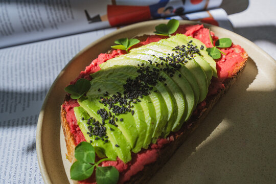 salmon and avocado salad
