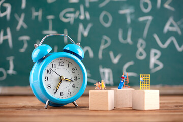 Miniature creative children's educational time