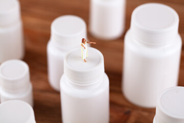 On the medicine bottle of a sleepwalker in the miniature world