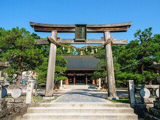 萩市松陰神社の鳥居