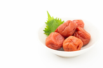 白背景に梅干し