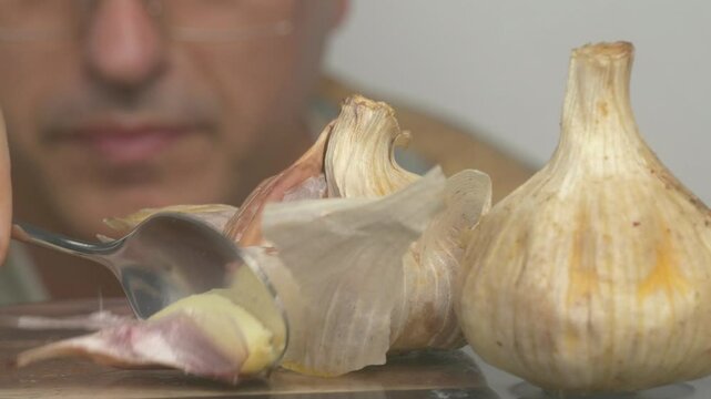 Skillfully preparing fresh garlic enhances a variety of culinary dishes and elevates meals