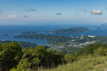 日本　三重県伊勢市　伊勢志摩スカイライン沿いにある朝熊山から眺める伊勢湾