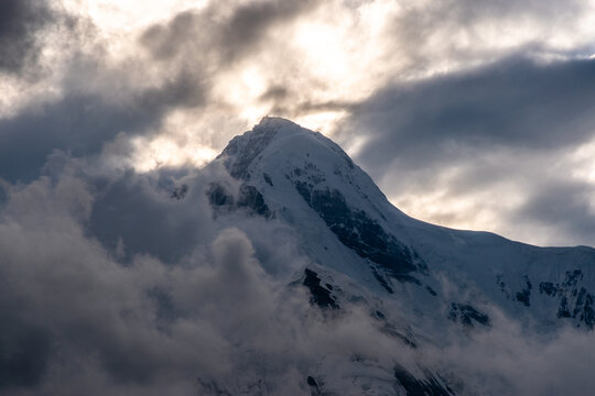 Nanga Parbat desde Tarishing, Pakist&aacute;n