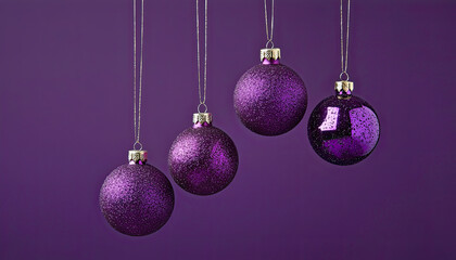 Obraz premium purple christmas balls