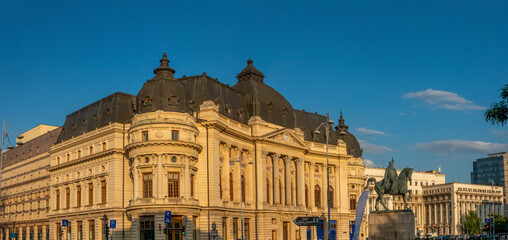 Fototapeta premium Panorama of the Roman Square (Piaţa Romană), old town of Bucharest, Romania