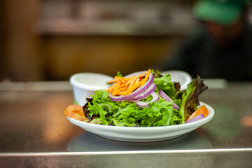 Basic house salad with dressing on the side 