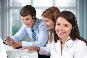 Obraz premium Business people at work in call center and telemarketing