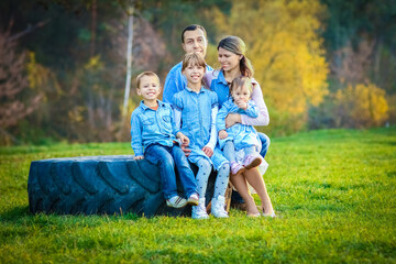 Fototapeta premium Happy family in nature