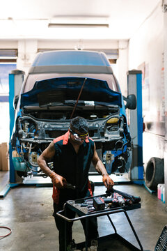 Mechanic Organizing Tools in Workshop