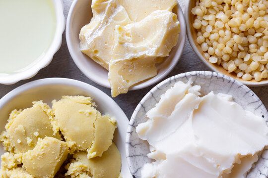 Natural ingredients for skincare cosmetics