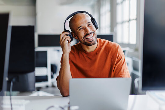 Programmer working in modern cowork