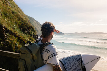 Surf enthusiast finds the ideal spot to practice at Campello beach