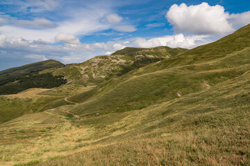 Paesaggi e sentieri di montagna ad agosto