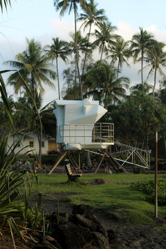 Lifeguard Stand at beach in Hilo, Hawaii