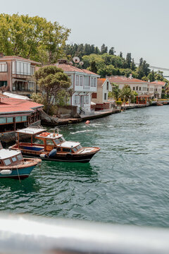 Charming Waterfront Houses in Anadolu Kavagi

