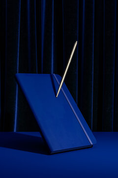 Pen with notebook