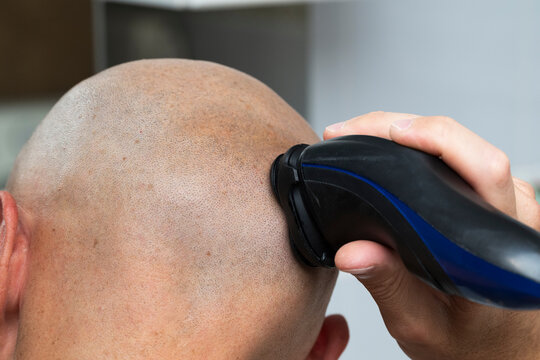 Shaving Head with Electric Clipper