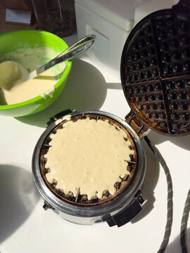 Vintage Waffle Maker Griddle