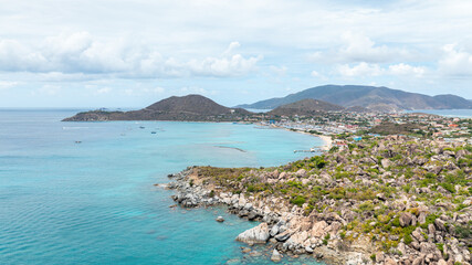 Obraz premium Aerial view of turquoise waters and coastal landscape in the Caribbean islands, Virgin Gorda, BVI